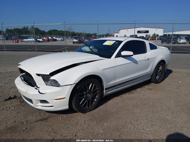 Продажа на аукционе авто 2013 Ford Mustang V6 Premium, vin: 1ZVBP8AM9D5206816, номер лота: 45948183