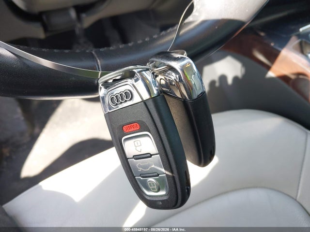 Продажа на аукционе авто 2014 Audi A4 2.0t Premium, vin: WAUHFAFL7EN017202, номер лота: 45948197