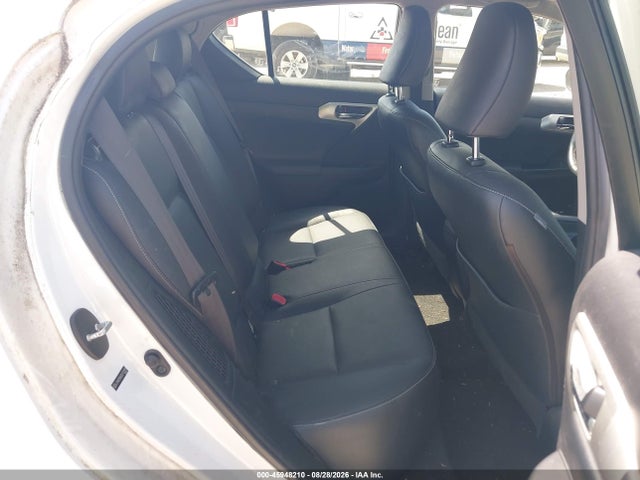 Продажа на аукционе авто 2013 Lexus Ct 200h, vin: JTHKD5BH2D2137091, номер лота: 45948210