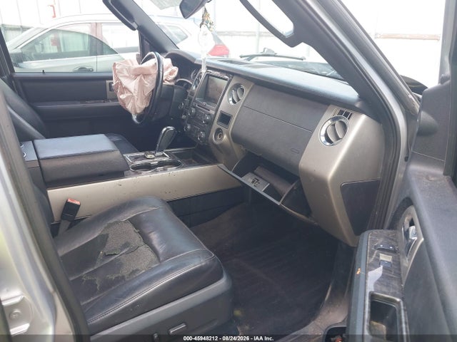 Продажа на аукционе авто 2015 Ford Expedition Limited, vin: 1FMJU1KT0FEF21992, номер лота: 45948212