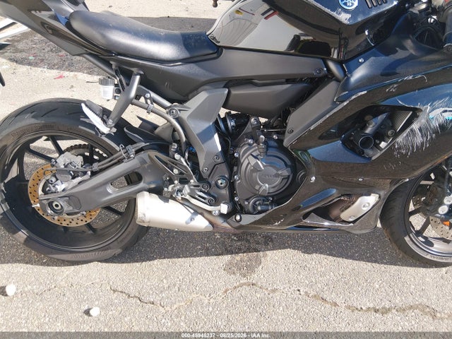 Yamaha Yzfr7 2023 JYARM38E4PA005103 Image 9