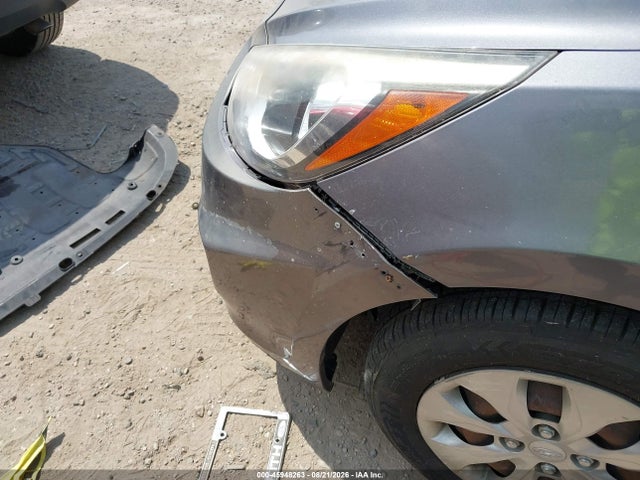 2016 Hyundai Accent Se მანქანა იყიდება აუქციონზე, vin: KMHCT4AE8GU984941, აუქციონის ნომერი: 45948263