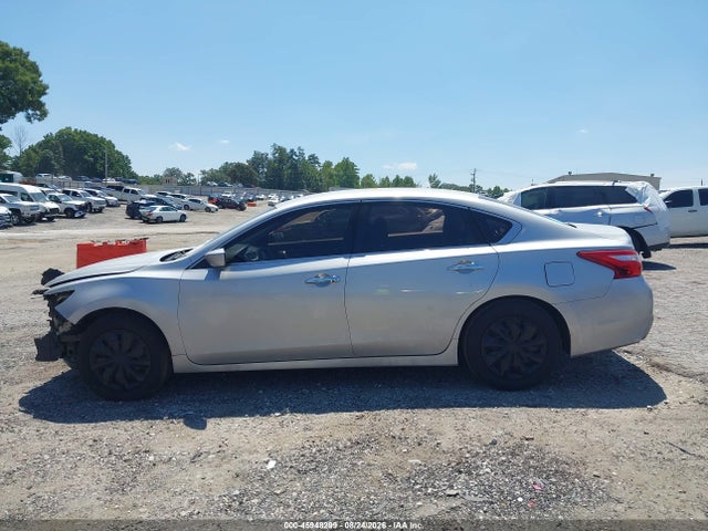 2017 Nissan Altima 2.5 S მანქანა იყიდება აუქციონზე, vin: 1N4AL3APXHN330550, აუქციონის ნომერი: 45948299