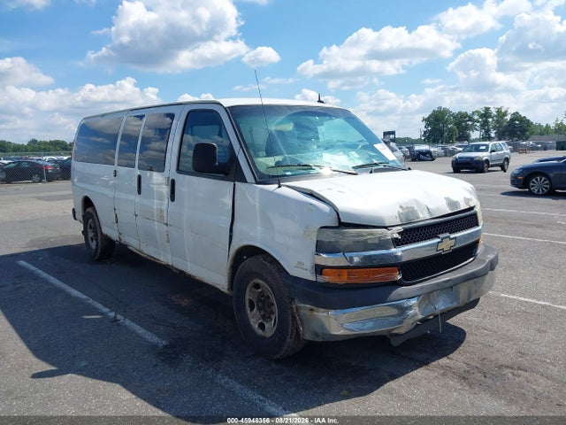 45948356 :رقم المزاد ، 1GAZGZFG3B1150413 vin ، 2011 Chevrolet Express 3500 Ls مزاد بيع