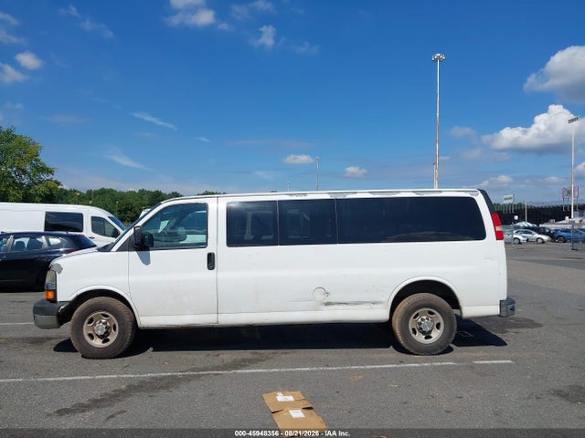 45948356 :رقم المزاد ، 1GAZGZFG3B1150413 vin ، 2011 Chevrolet Express 3500 Ls مزاد بيع