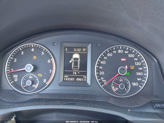 2012 Volkswagen Eos Komfort მანქანა იყიდება აუქციონზე, vin: WVWBW7AH6CV002895, აუქციონის ნომერი: 45948372