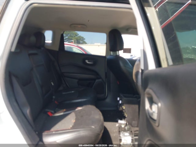2020 Jeep Compass Trailhawk 4x4 მანქანა იყიდება აუქციონზე, vin: 3C4NJDDB2LT126647, აუქციონის ნომერი: 45948384