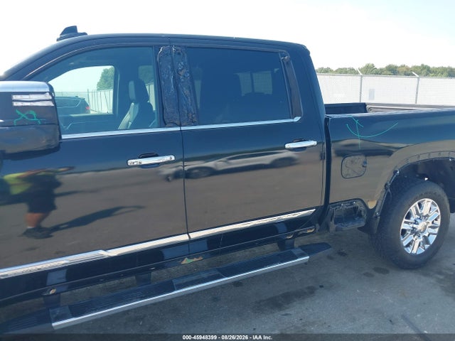 Auction sale of the 2024 Chevrolet Silverado 2500hd 4wd  Standard Bed High Country, vin: 1GC4YREY4RF179263, lot number: 45948399