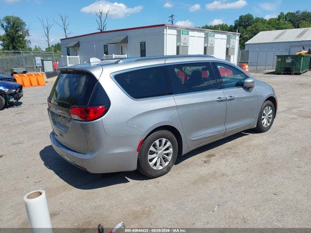 45948422 :رقم المزاد ، 2C4RC1BGXLR101698 vin ، 2020 Chrysler Pacifica Touring L مزاد بيع