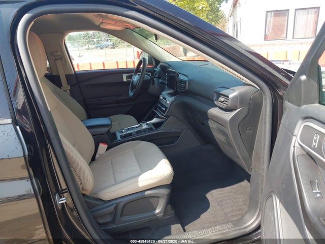 Продажа на аукционе авто 2022 Ford Explorer, vin: 1FMSK8BB0NGA49290, номер лота: 45948428