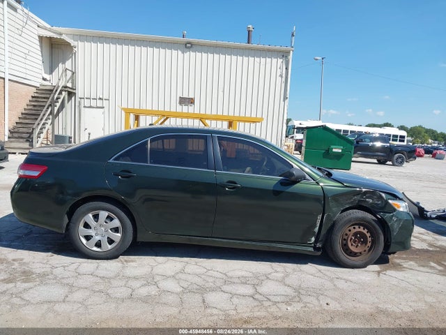 2010 Toyota Camry Le მანქანა იყიდება აუქციონზე, vin: 4T4BF3EK8AR044150, აუქციონის ნომერი: 45948456
