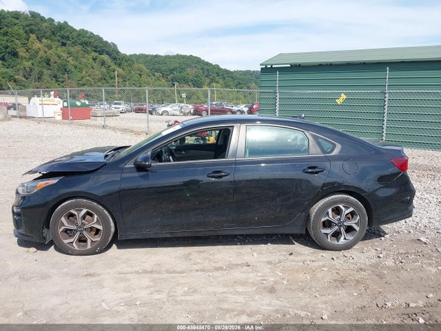 Продаж на аукціоні авто 2020 Kia Forte Lxs, vin: 3KPF24AD7LE143732, номер лоту: 45948470