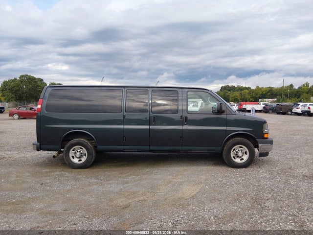 Продажа на аукционе авто 2017 Chevrolet Express 3500 Lt, vin: 1GAZGPFF5H1274431, номер лота: 45948533