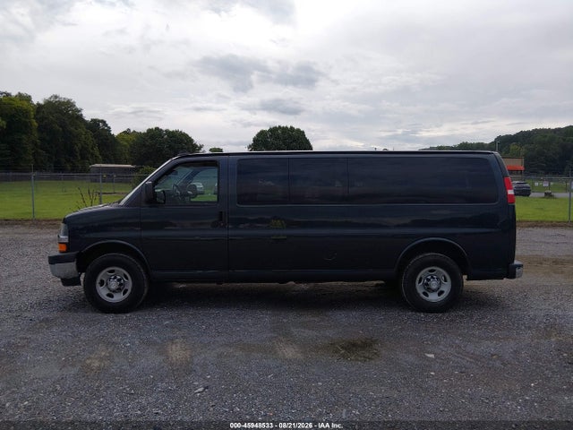 Продажа на аукционе авто 2017 Chevrolet Express 3500 Lt, vin: 1GAZGPFF5H1274431, номер лота: 45948533