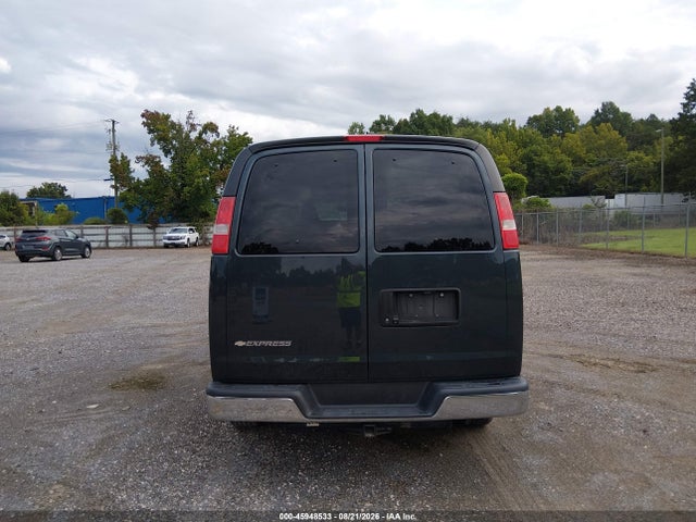 Продажа на аукционе авто 2017 Chevrolet Express 3500 Lt, vin: 1GAZGPFF5H1274431, номер лота: 45948533