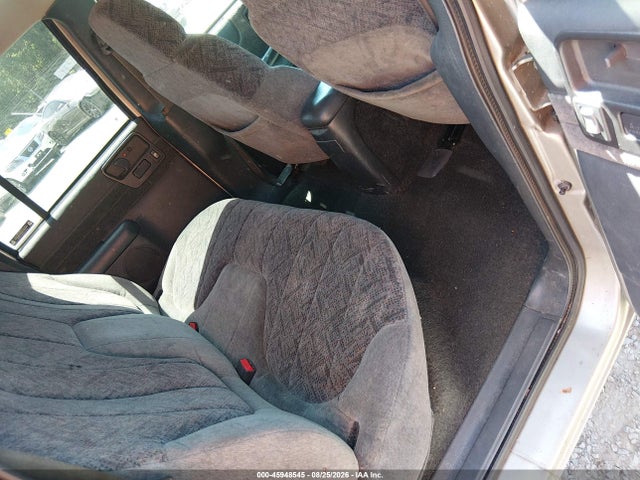 Продаж на аукціоні авто 2002 Chevrolet S-10 Ls, vin: 1GCDT13W32K177065, номер лоту: 45948545