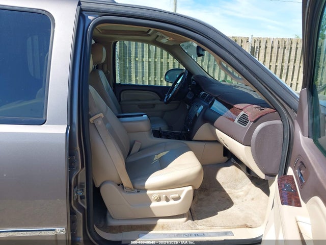 45948548 :رقم المزاد ، 1GKS2MEF9CR220314 vin ، 2012 Gmc Yukon Xl 1500 Denali مزاد بيع