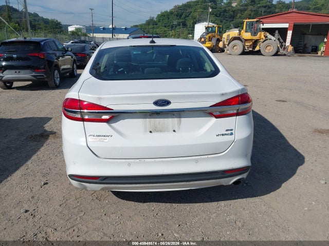 45948574 :رقم المزاد ، 3FA6P0LUXHR400217 vin ، 2017 Ford Fusion Hybrid Se مزاد بيع
