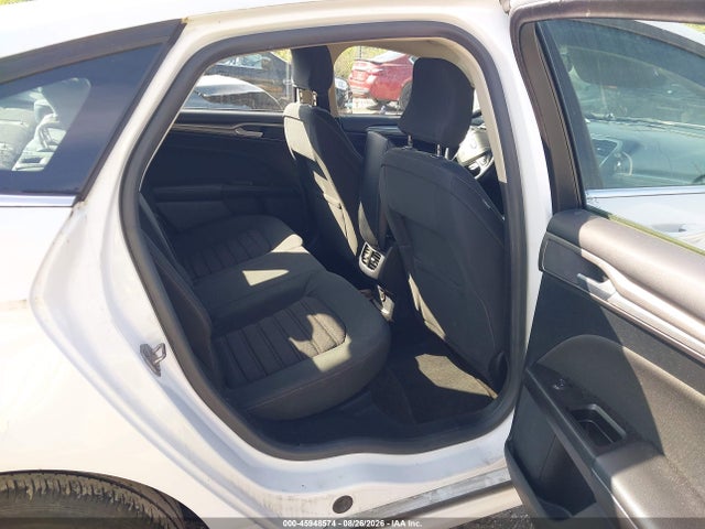 45948574 :رقم المزاد ، 3FA6P0LUXHR400217 vin ، 2017 Ford Fusion Hybrid Se مزاد بيع