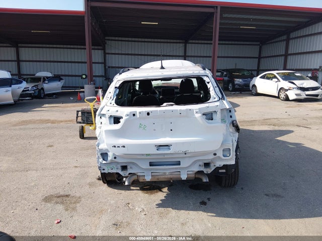 2025 Jeep Compass Latitude 4x4 მანქანა იყიდება აუქციონზე, vin: 3C4NJDBN4ST538242, აუქციონის ნომერი: 45948601