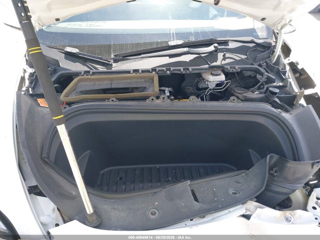 45948614 :رقم المزاد ، 5YJYGDEEXMF190357 vin ، 2021 Tesla Model Y Long Range Dual Motor All-wheel Drive مزاد بيع