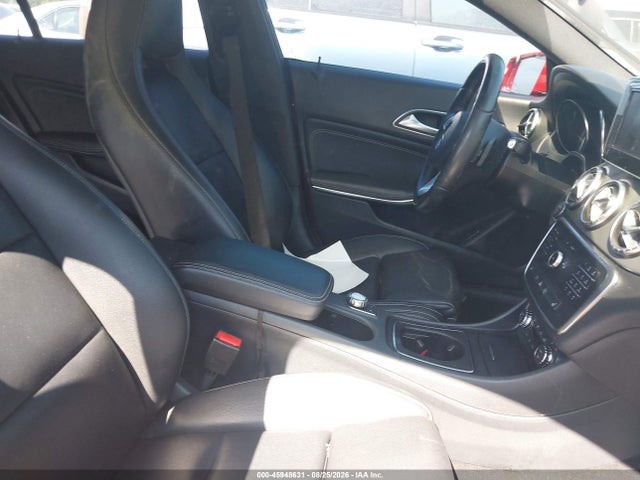 45948631 :رقم المزاد ، WDDSJ4EB1GN383943 vin ، 2016 Mercedes-benz Cla 250 مزاد بيع