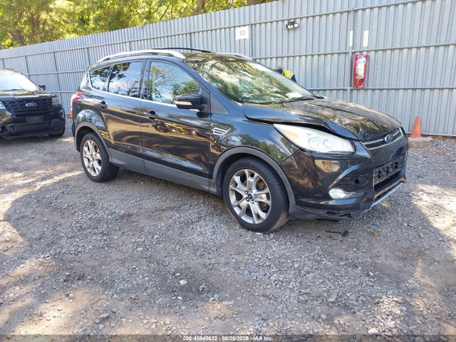 45948632 :رقم المزاد ، 1FMCU9J97EUC93359 vin ، 2014 Ford Escape Titanium مزاد بيع