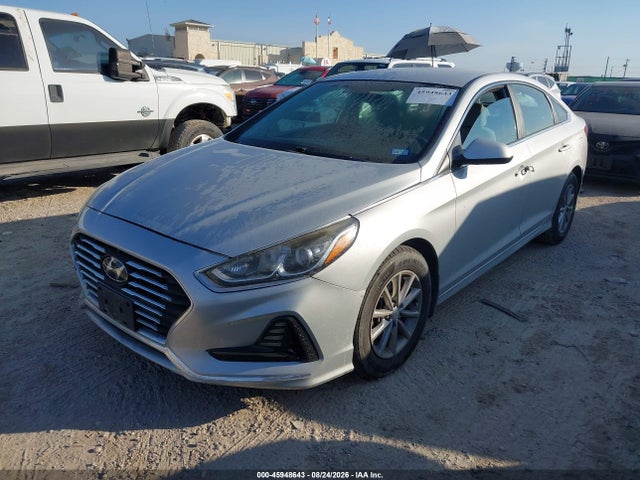 Hyundai SONATA SE 2018 5NPE24AF1JH680456 Image 2