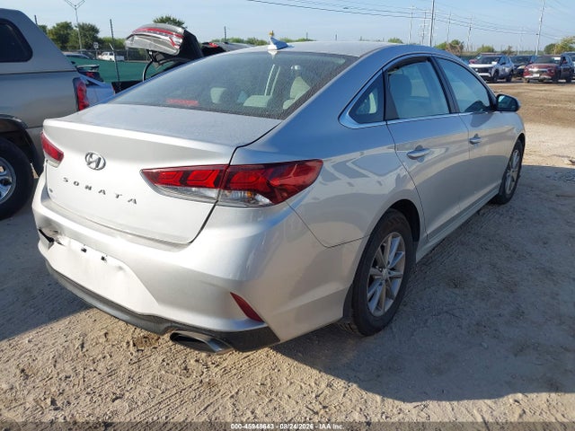 Hyundai SONATA SE 2018 5NPE24AF1JH680456 Image 4