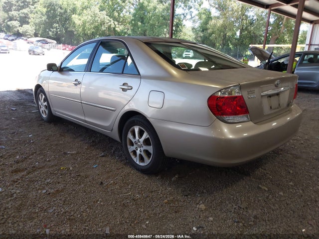 2005 Toyota Camry Xle V6 მანქანა იყიდება აუქციონზე, vin: JTDBF30K850164937, აუქციონის ნომერი: 45948647