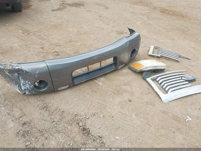 2004 Nissan Titan Xe მანქანა იყიდება აუქციონზე, vin: 1N6AA06A34N567486, აუქციონის ნომერი: 45948688