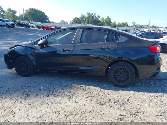 45948691 :رقم المزاد ، 1G1BC5SM2J7222084 vin ، 2018 Chevrolet Cruze Ls Auto مزاد بيع