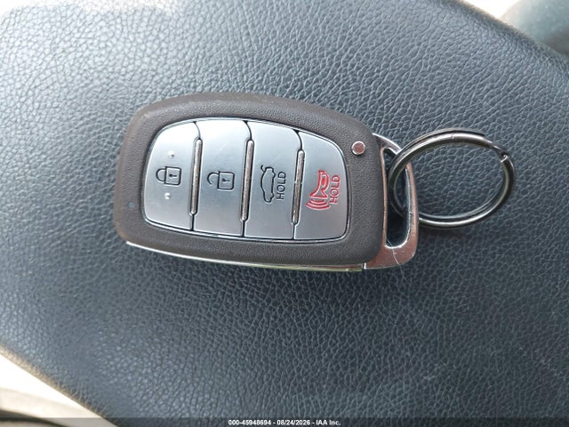 Продажа на аукционе авто 2016 Hyundai Elantra Value Edition, vin: KMHDH4AE9GU521017, номер лота: 45948694