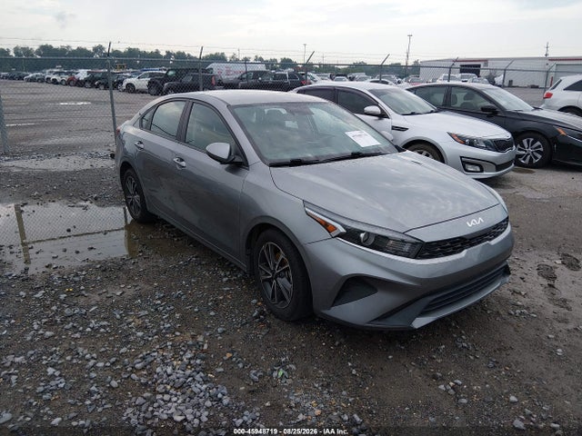 2022 Kia Forte Lxs მანქანა იყიდება აუქციონზე, vin: 3KPF24ADXNE456535, აუქციონის ნომერი: 45948719