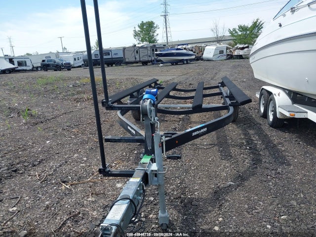 Продаж на аукціоні авто 2022 Karavan Boat Trailer, vin: 5KTBS2217NF681549, номер лоту: 45948739