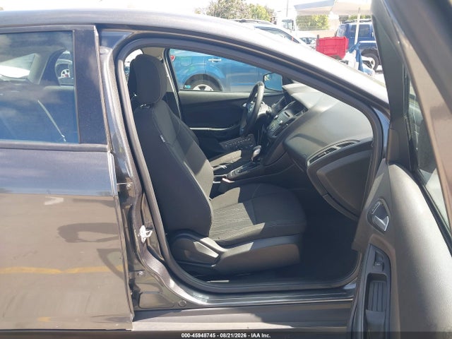 Ford FOCUS SE 2017 1FADP3K25HL206718 Image 5