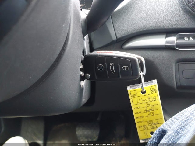 45948754 :رقم المزاد ، WAUACGFFXF1011068 vin ، 2015 Audi A3 1.8t Premium مزاد بيع