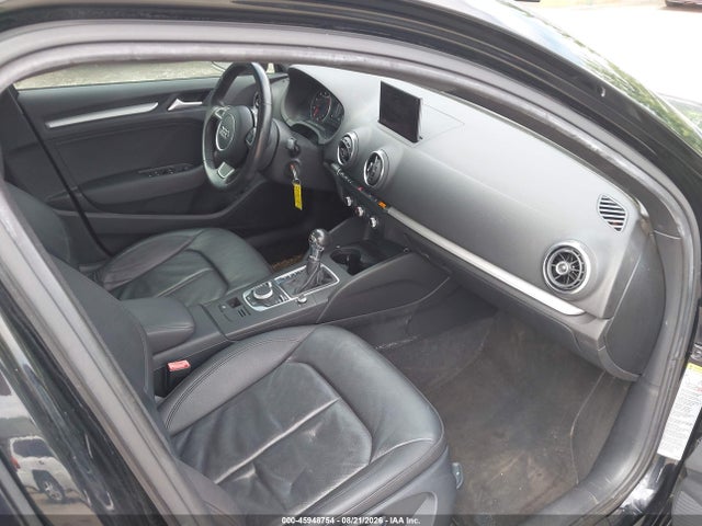 45948754 :رقم المزاد ، WAUACGFFXF1011068 vin ، 2015 Audi A3 1.8t Premium مزاد بيع