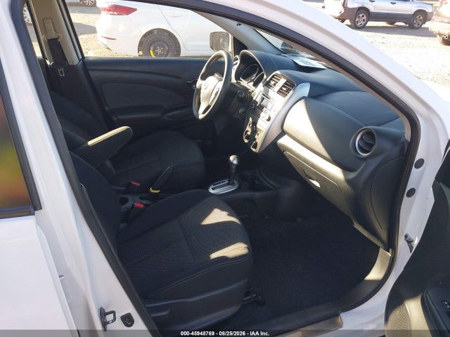 2016 Nissan Versa 1.6 Sv მანქანა იყიდება აუქციონზე, vin: 3N1CN7AP4GL879621, აუქციონის ნომერი: 45948769