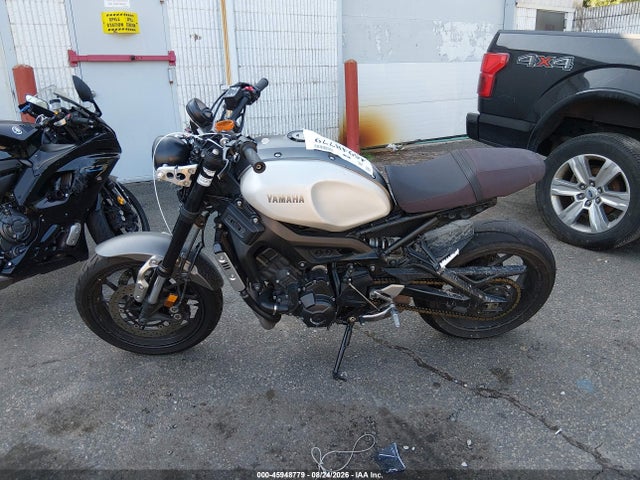 2016 Yamaha Xsr900 60th Anniversary მანქანა იყიდება აუქციონზე, vin: JYARN47E6GA000148, აუქციონის ნომერი: 45948779