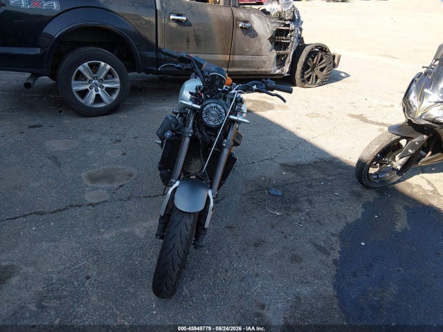 2016 Yamaha Xsr900 60th Anniversary მანქანა იყიდება აუქციონზე, vin: JYARN47E6GA000148, აუქციონის ნომერი: 45948779