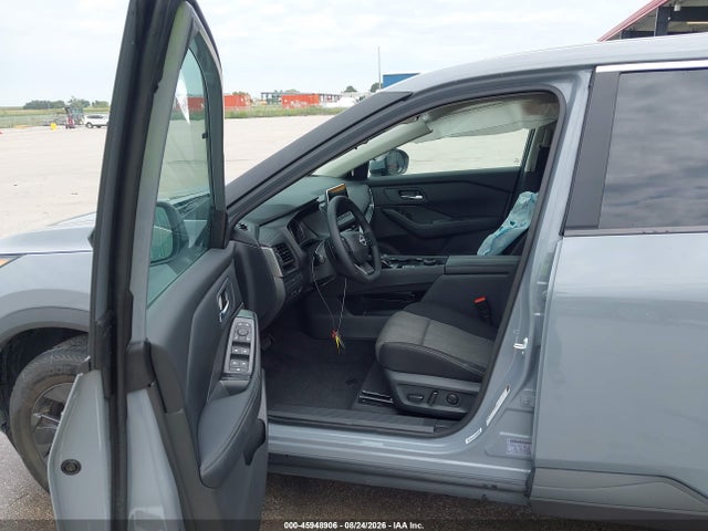 Продажа на аукционе авто 2026 Nissan Rogue Sv, vin: 5N1BT3BB7TC817352, номер лота: 45948906