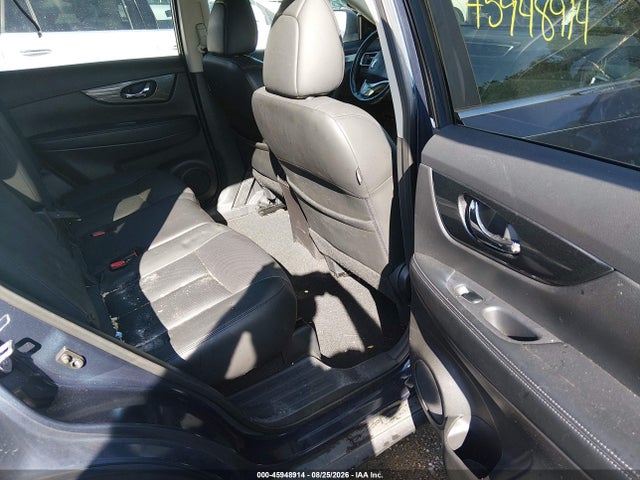 45948914 :رقم المزاد ، 5N1AT2MT5FC797974 vin ، 2015 Nissan Rogue Sl مزاد بيع