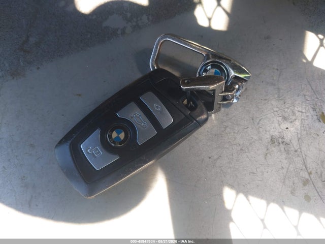 45948934 :رقم المزاد ، WBAFR1C5XBC740537 vin ، 2011 Bmw 528i مزاد بيع