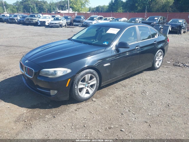 45948934 :رقم المزاد ، WBAFR1C5XBC740537 vin ، 2011 Bmw 528i مزاد بيع