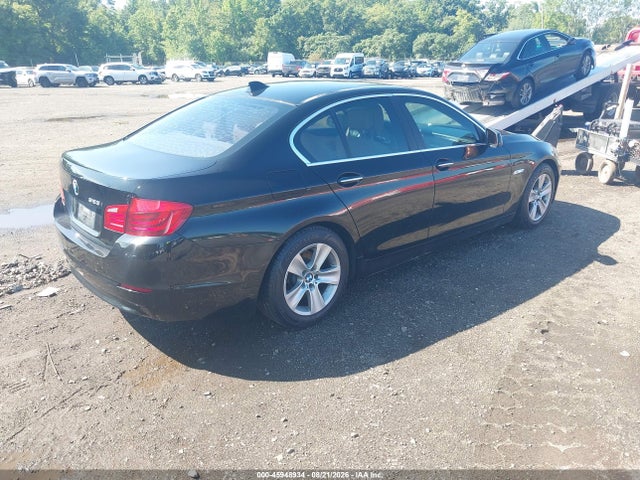 45948934 :رقم المزاد ، WBAFR1C5XBC740537 vin ، 2011 Bmw 528i مزاد بيع