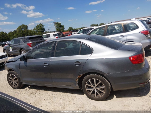 2017 Volkswagen Jetta 1.4t Se მანქანა იყიდება აუქციონზე, vin: 3VWDB7AJXHM260228, აუქციონის ნომერი: 45948939