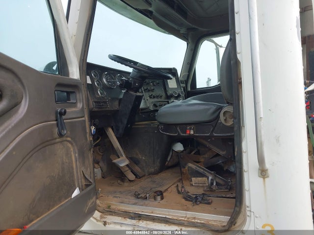 Продаж на аукціоні авто 2001 International 9100 9100i, vin: 2HSCBAER71C015049, номер лоту: 45948942
