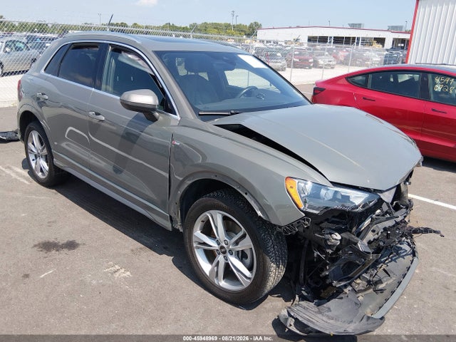 2021 Audi Q3 Premium 45 Tfsi S Line Quattro Tiptronic მანქანა იყიდება აუქციონზე, vin: WA1DECF34M1043353, აუქციონის ნომერი: 45948969