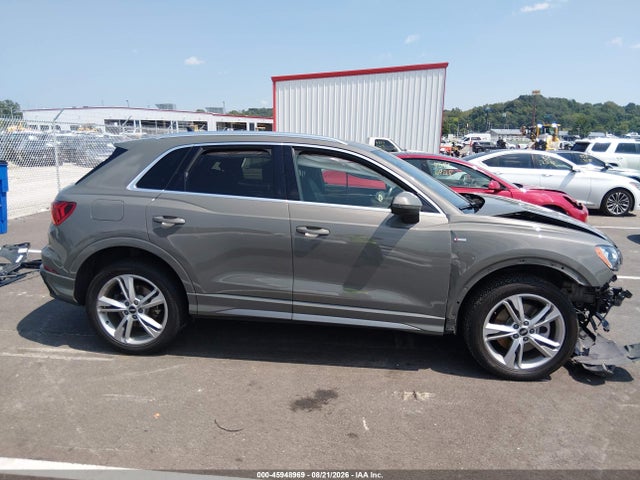 2021 Audi Q3 Premium 45 Tfsi S Line Quattro Tiptronic მანქანა იყიდება აუქციონზე, vin: WA1DECF34M1043353, აუქციონის ნომერი: 45948969